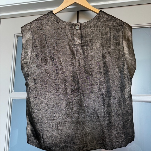 Evereve Metallic Black Sleeveless Blouse - Picture 2 of 4